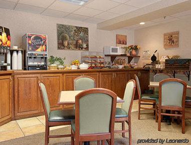 Comfort & Grafton-cedarburg Hotel 2*