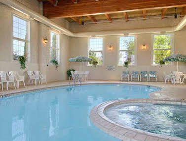 Hotel Comfort & Grafton-cedarburg Grafton