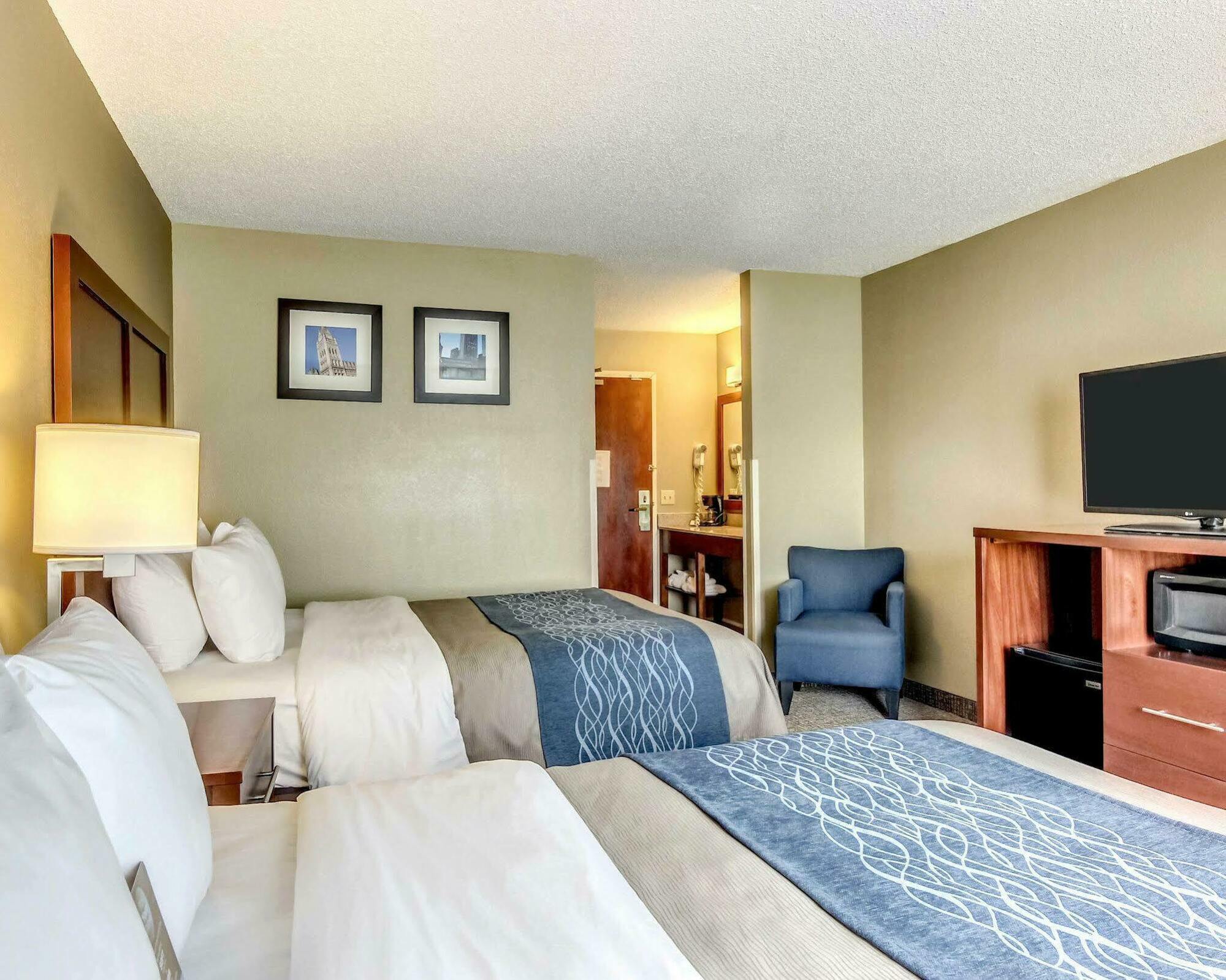 Hotel Comfort & Grafton-cedarburg Grafton