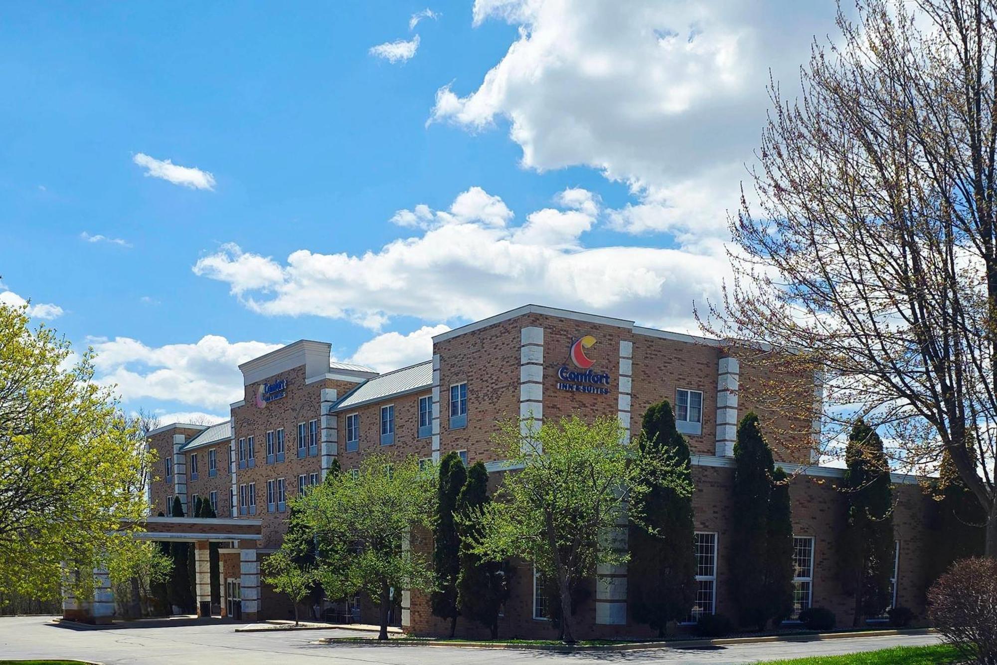 Hotel Comfort & Grafton-cedarburg Grafton